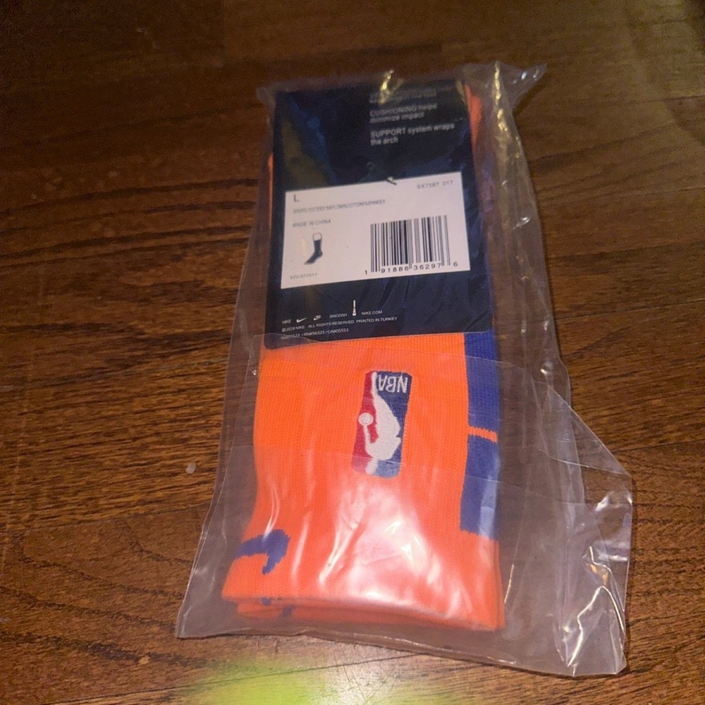 Nike Elite Crew NBA Basketball Sock Blue Orange - NEW - LARGE - Picture 2 of 2